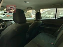 نيسان كيكس